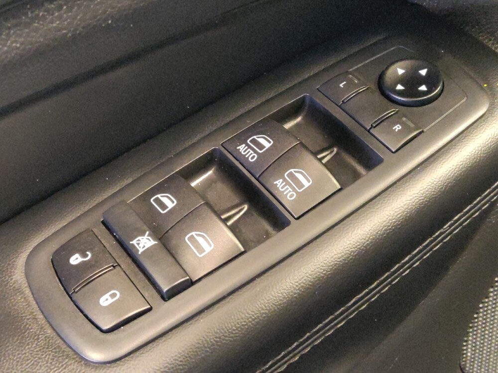 2020 Jeep Grand Cherokee in Houston, TX 77034 - 18083240 27