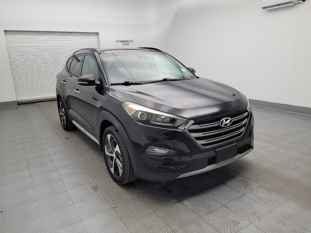 2017 Hyundai Tucson in Cincinnati, OH 45255 - 18083244 13