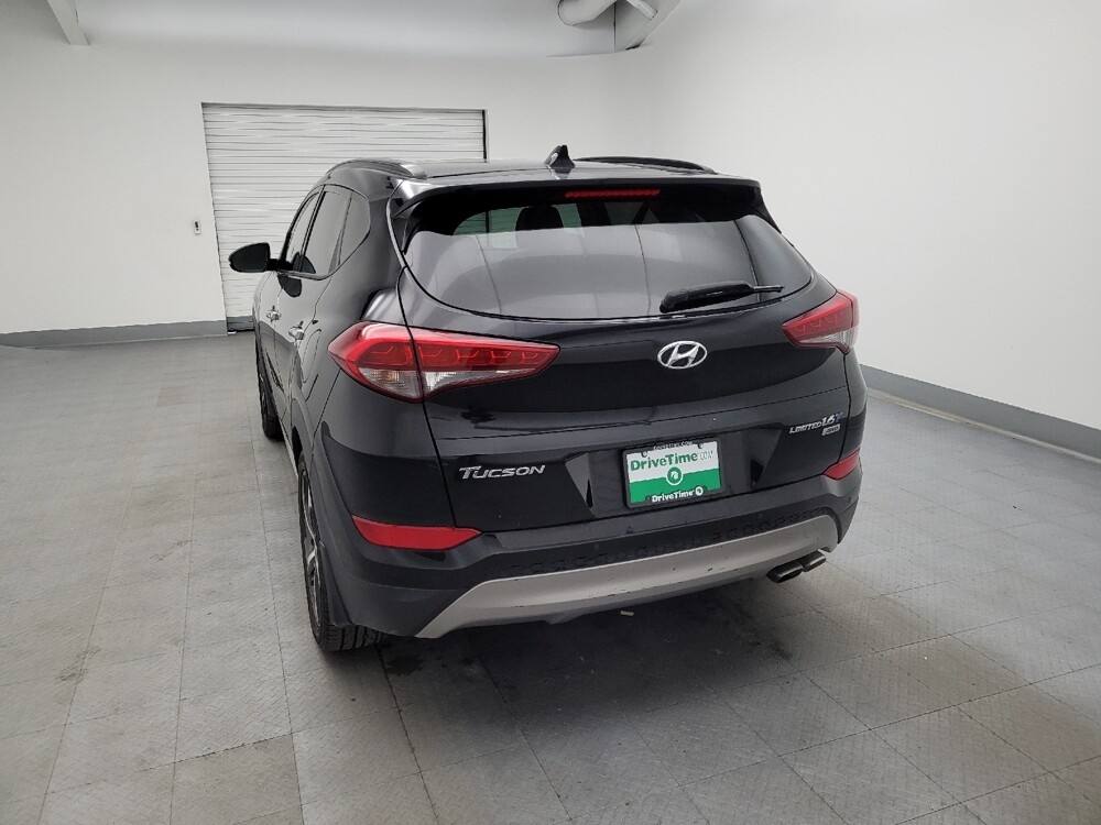 2017 Hyundai Tucson in Cincinnati, OH 45255 - 18083244 6