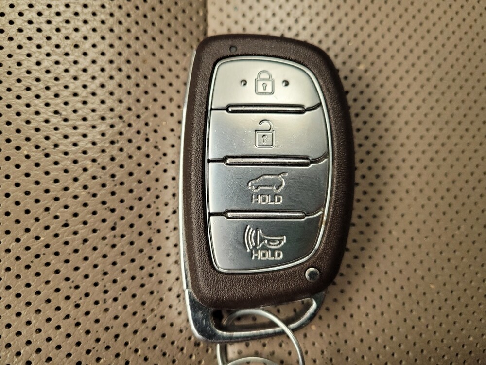 2017 Hyundai Tucson in Cincinnati, OH 45255 - 18083244 32