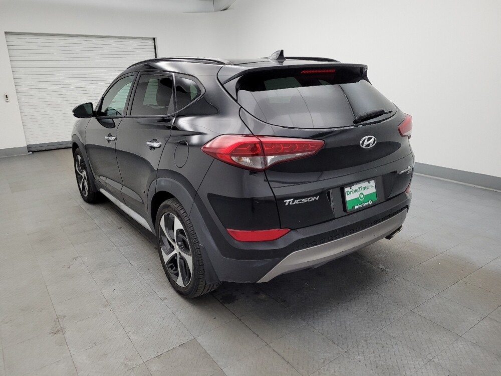 2017 Hyundai Tucson in Cincinnati, OH 45255 - 18083244 5