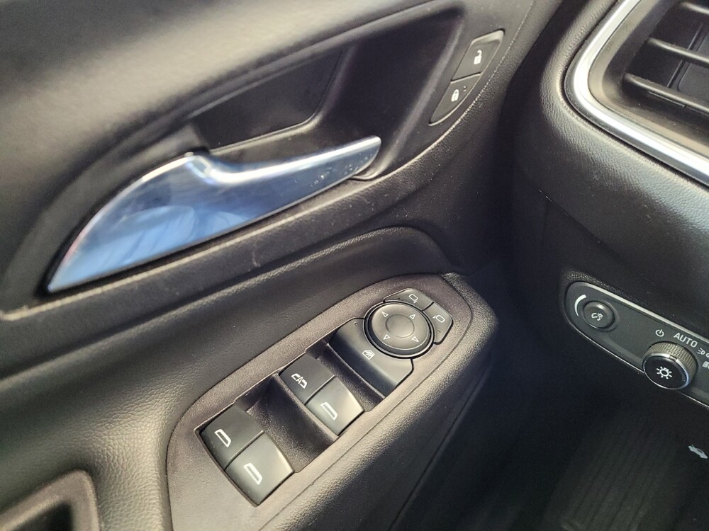 2021 Chevrolet Equinox in Fairfield, OH 45014 - 18083247 27