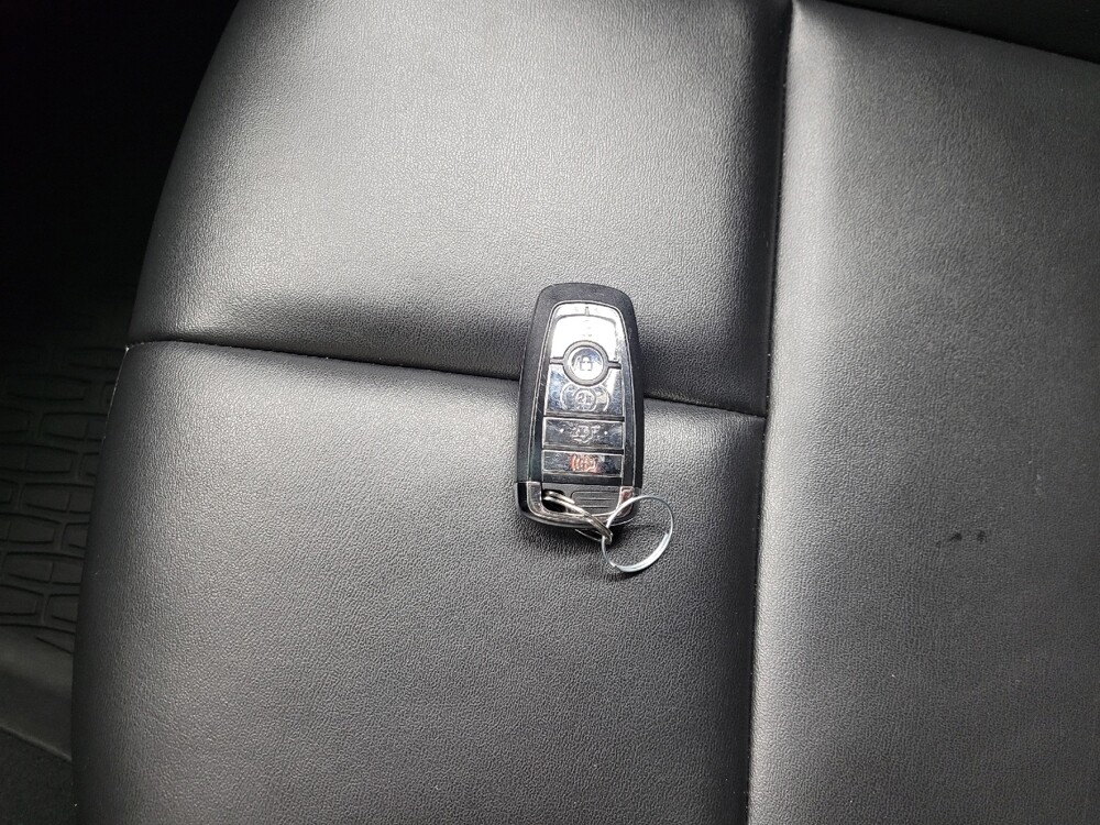 2022 Lincoln Aviator in Plymouth Meeting, PA 19462 - 18083255 32