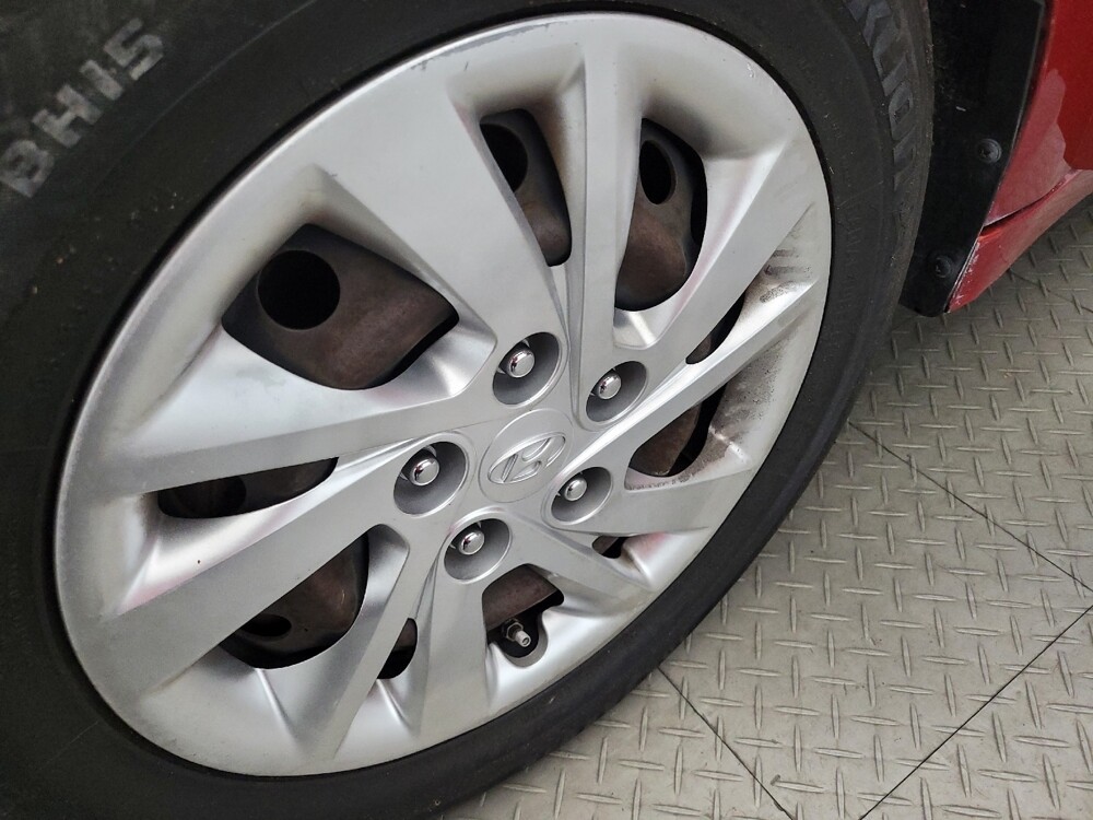 2017 Hyundai Elantra in Glen Burnie, MD 21061 - 18083258 31