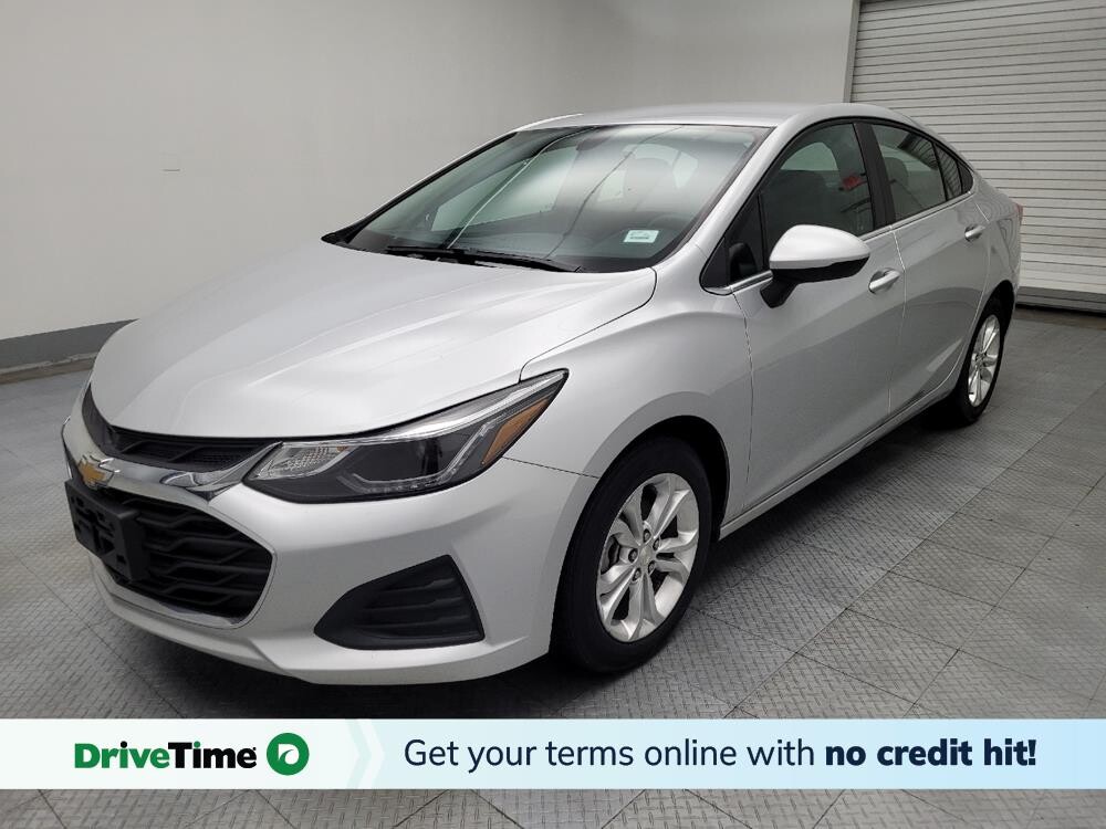 2019 Chevrolet Cruze in Midlothian, IL 60445 - 18083264