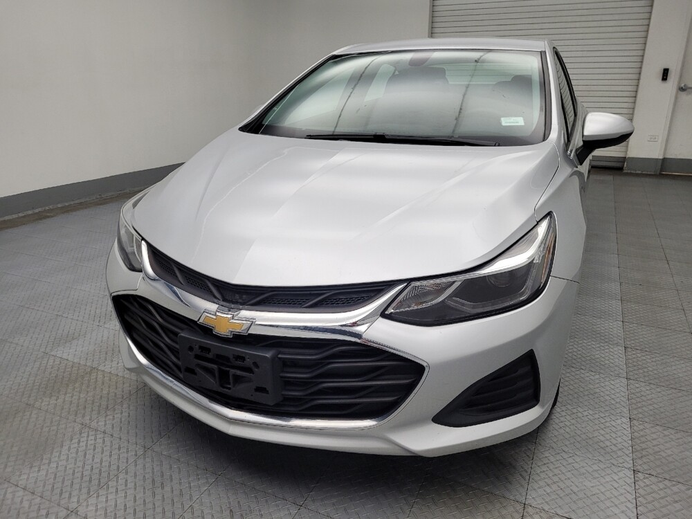 2019 Chevrolet Cruze in Midlothian, IL 60445 - 18083264 15