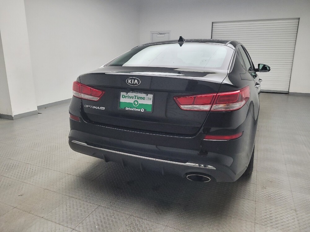 2019 Kia Optima in Madison, TN 37115 - 18083267 7