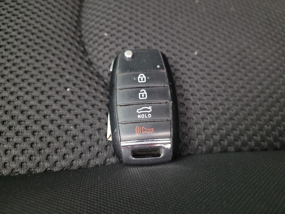 2019 Kia Optima in Madison, TN 37115 - 18083267 32