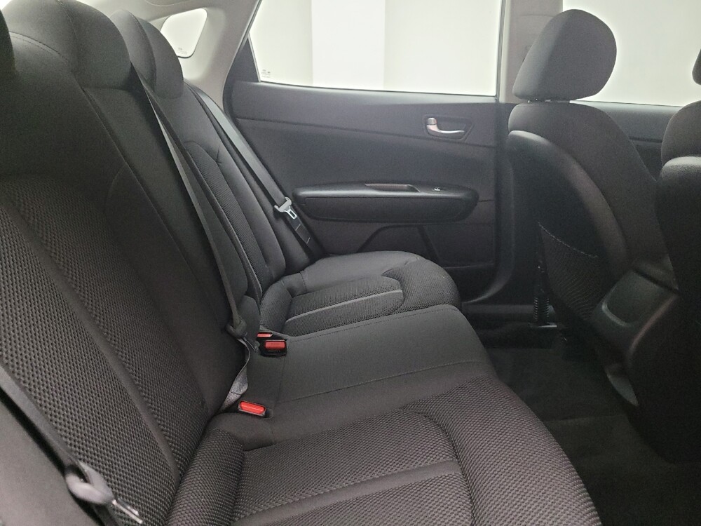 2019 Kia Optima in Madison, TN 37115 - 18083267 19