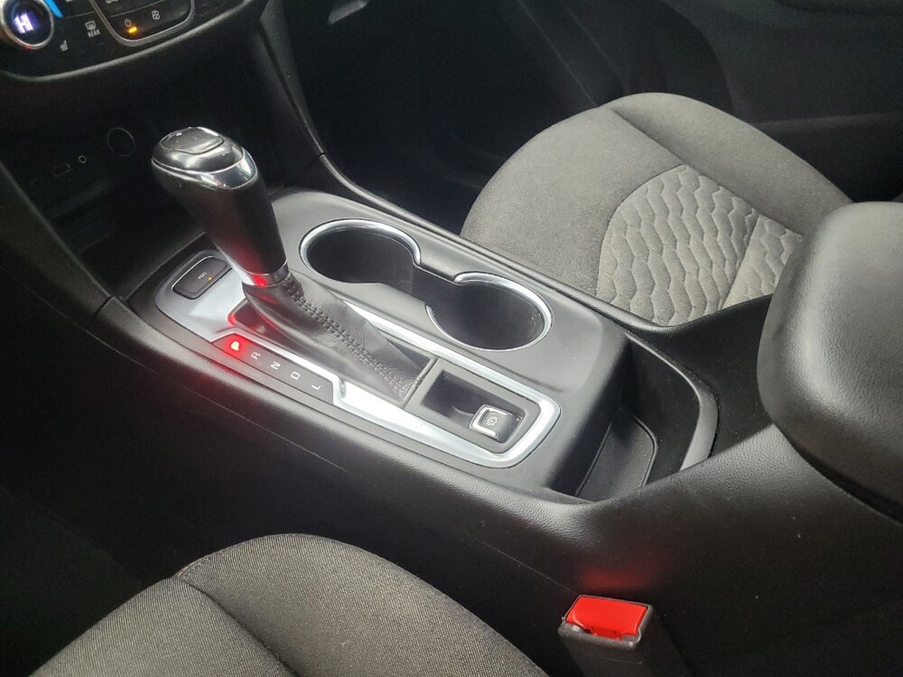 2019 Chevrolet Equinox in Highland, IN 46322 - 18083275 26