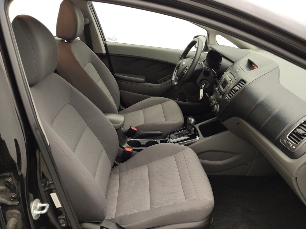 2017 Kia Forte in San Antonio, TX 78238 - 18083281 21