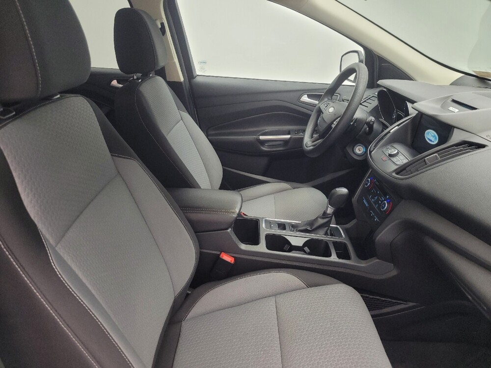 2017 Ford Escape in Indianapolis, IN 46222 - 18083293 21