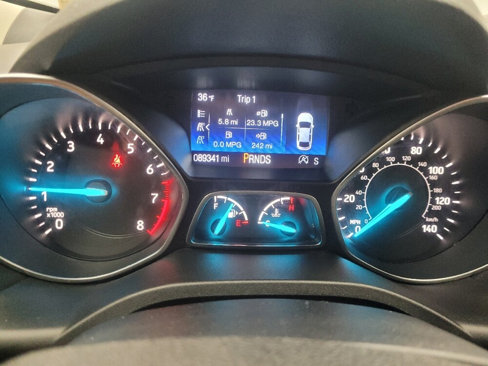 2017 Ford Escape in Indianapolis, IN 46222 - 18083293 23