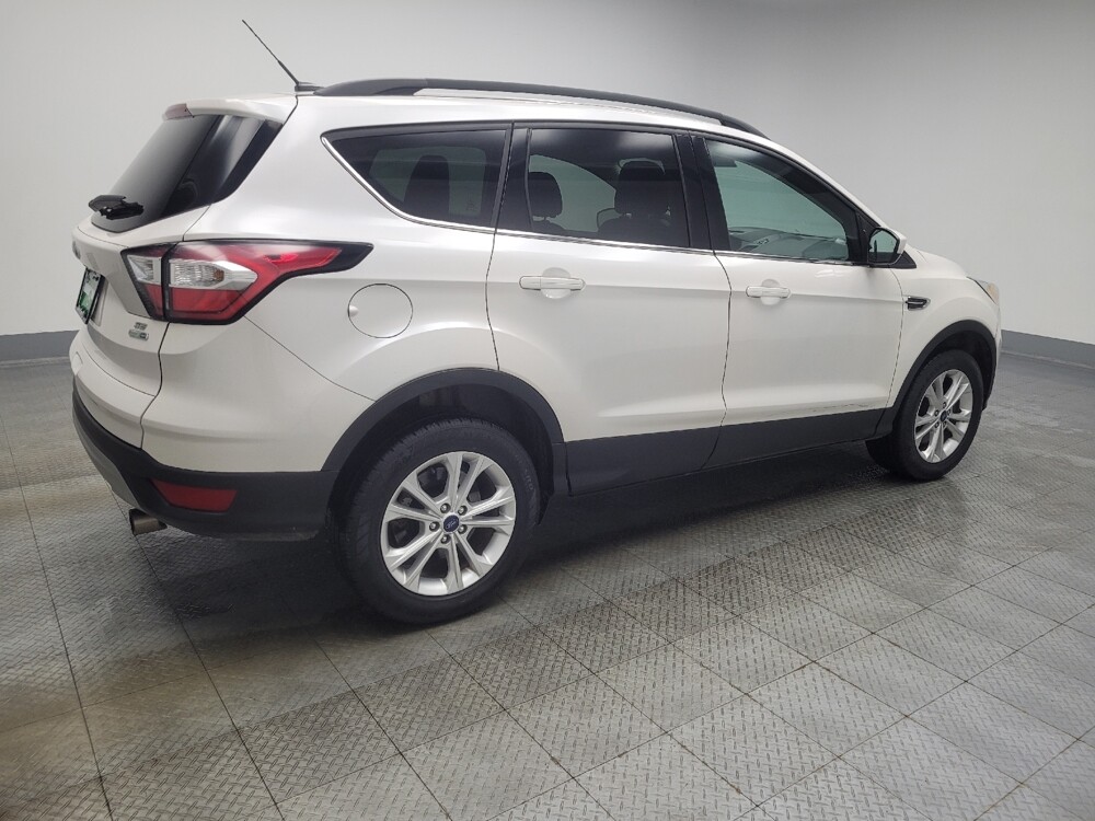 2017 Ford Escape in Indianapolis, IN 46222 - 18083293 10