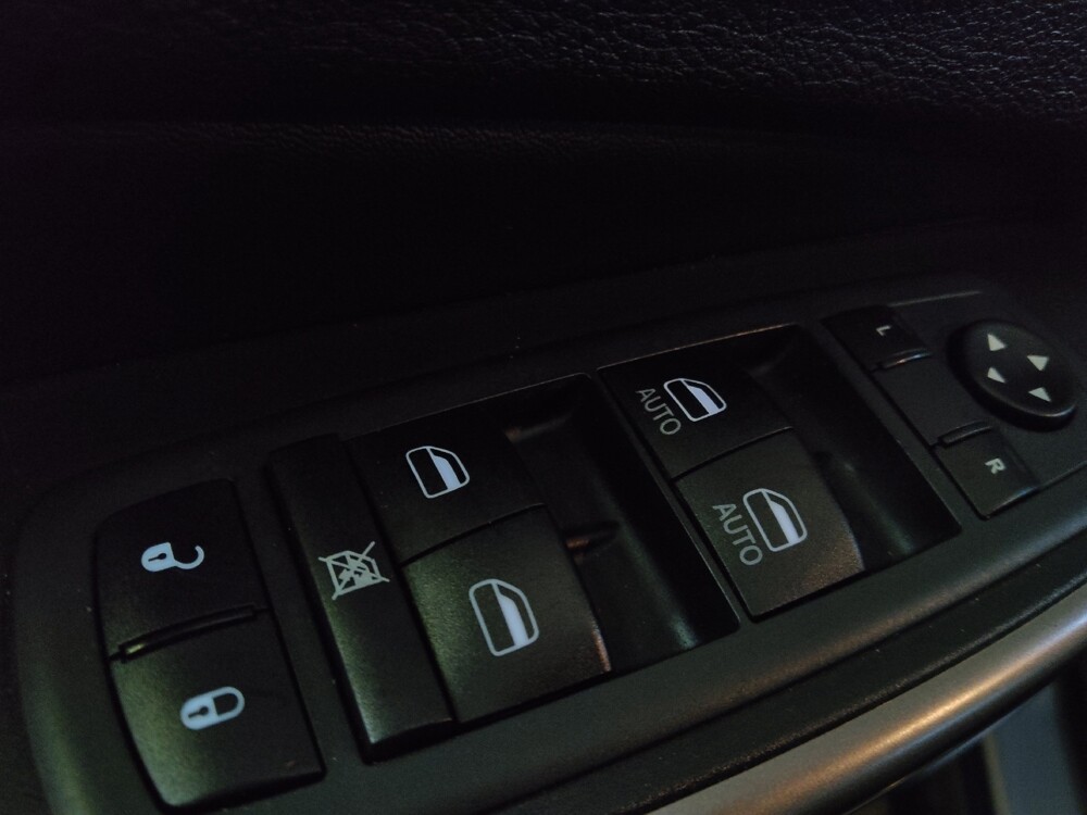 2020 Jeep Cherokee in Wilmington, NC 28405 - 18083294 27