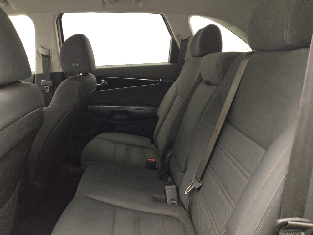 2019 Kia Sorento in Duluth, GA 30096 - 18083301 18