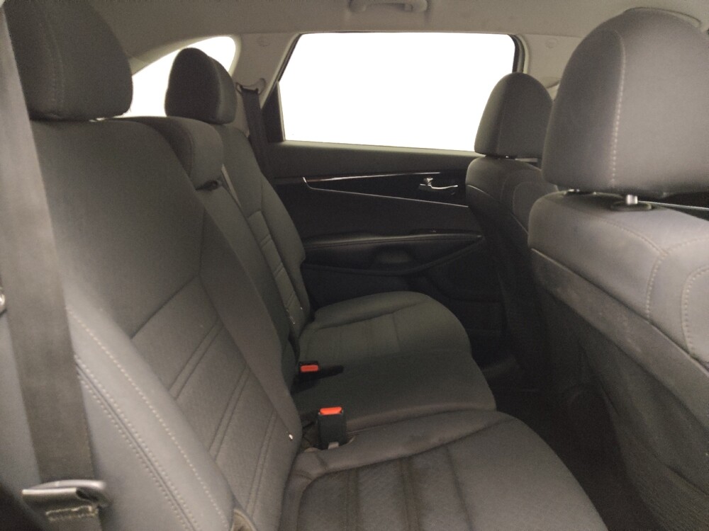 2019 Kia Sorento in Duluth, GA 30096 - 18083301 19
