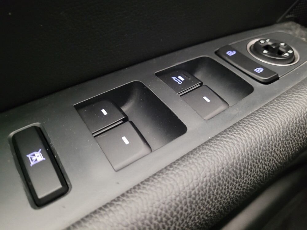 2018 Hyundai Sonata in Montclair, CA 91763 - 18083308 27