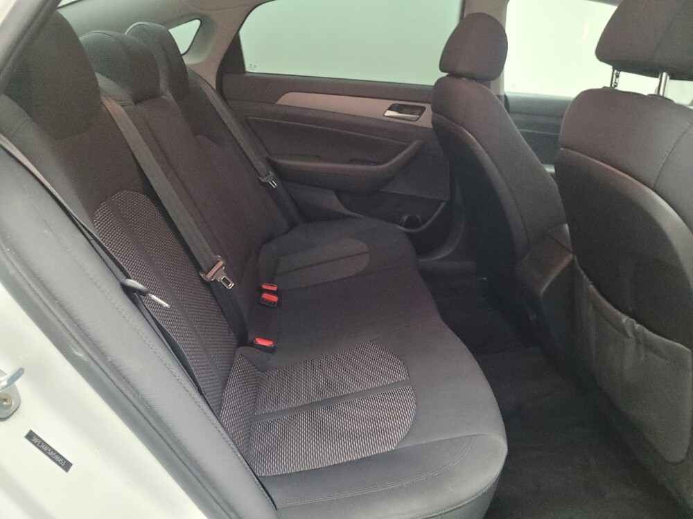 2018 Hyundai Sonata in Montclair, CA 91763 - 18083308 19