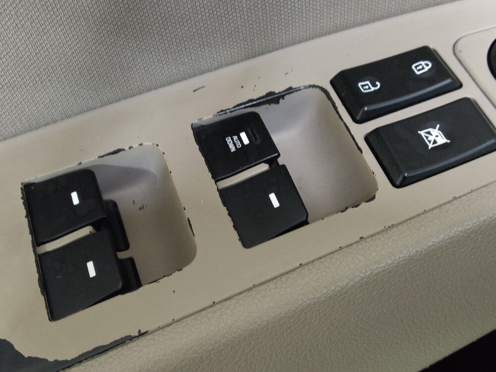 2019 Hyundai Elantra in Greensboro, NC 27407 - 18083329 27