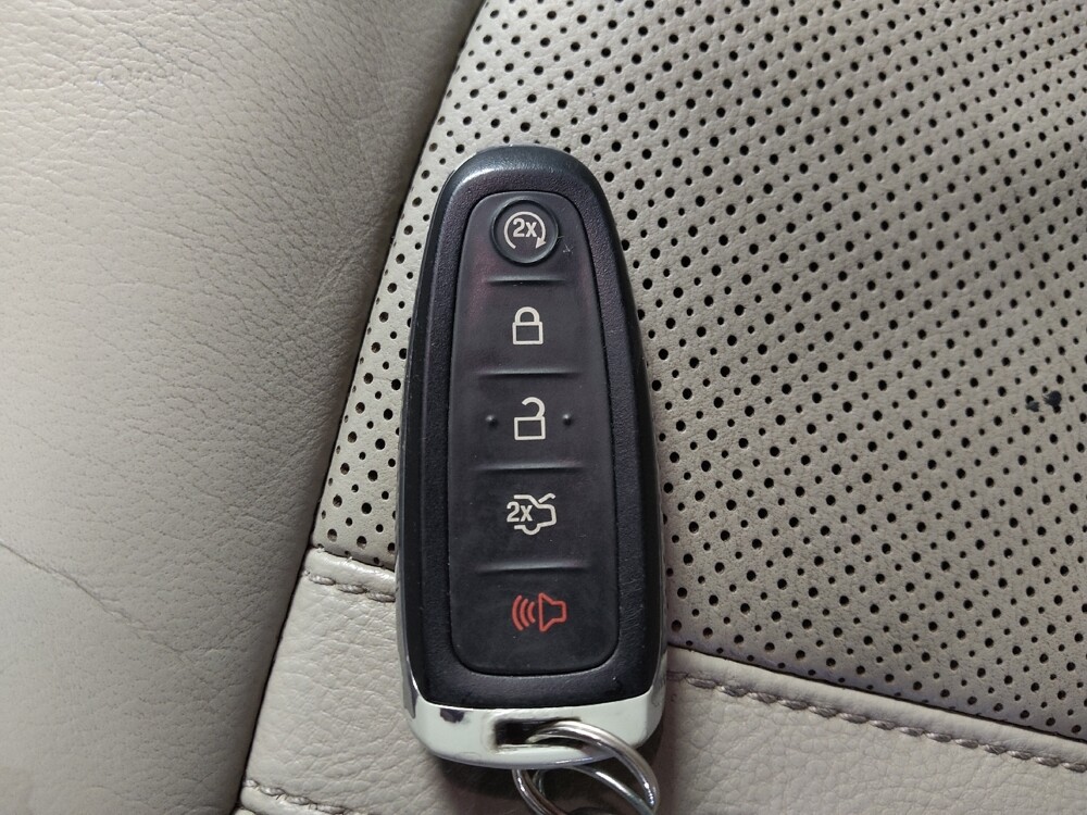 2015 Lincoln MKX in Tampa, FL 33619 - 18083331 32