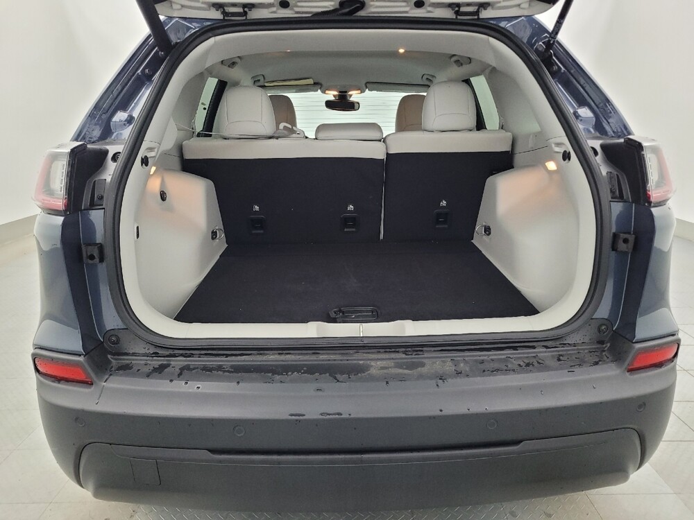 2020 Jeep Cherokee in Tampa, FL 33619 - 18083332 29