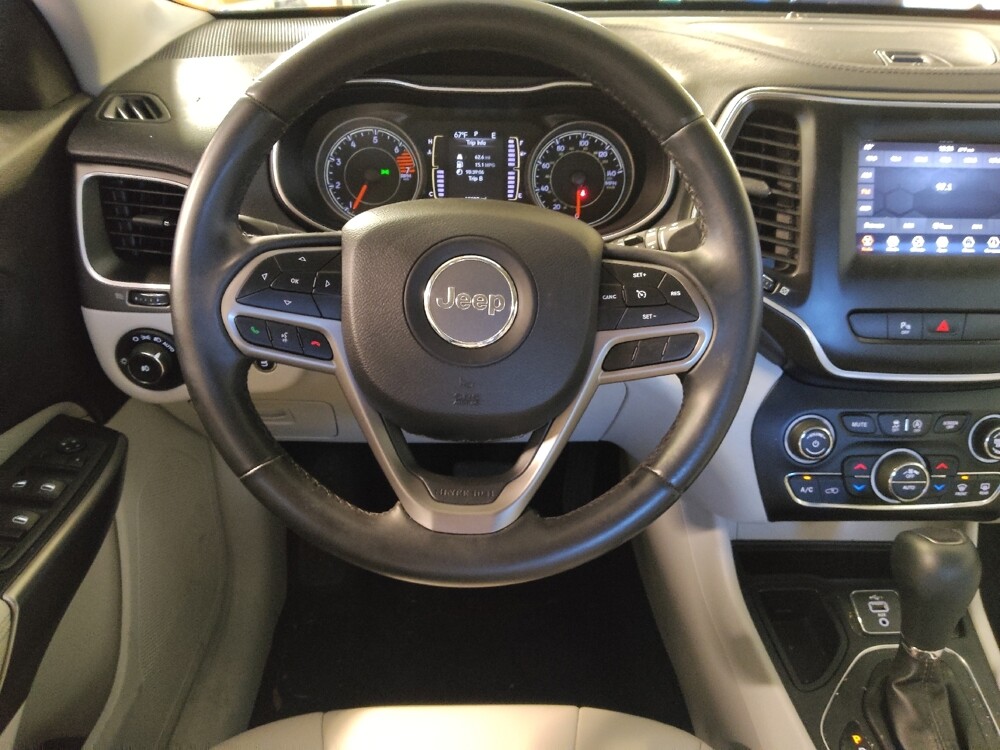 2020 Jeep Cherokee in Tampa, FL 33619 - 18083332 22