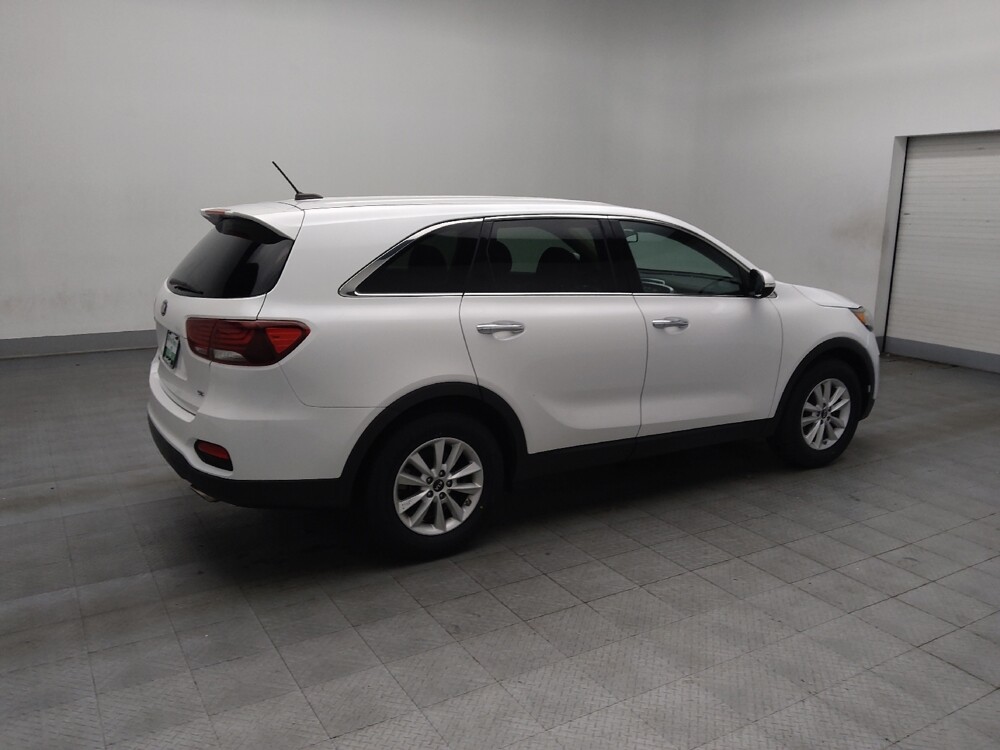 2019 Kia Sorento in Duluth, GA 30096 - 18083341 10
