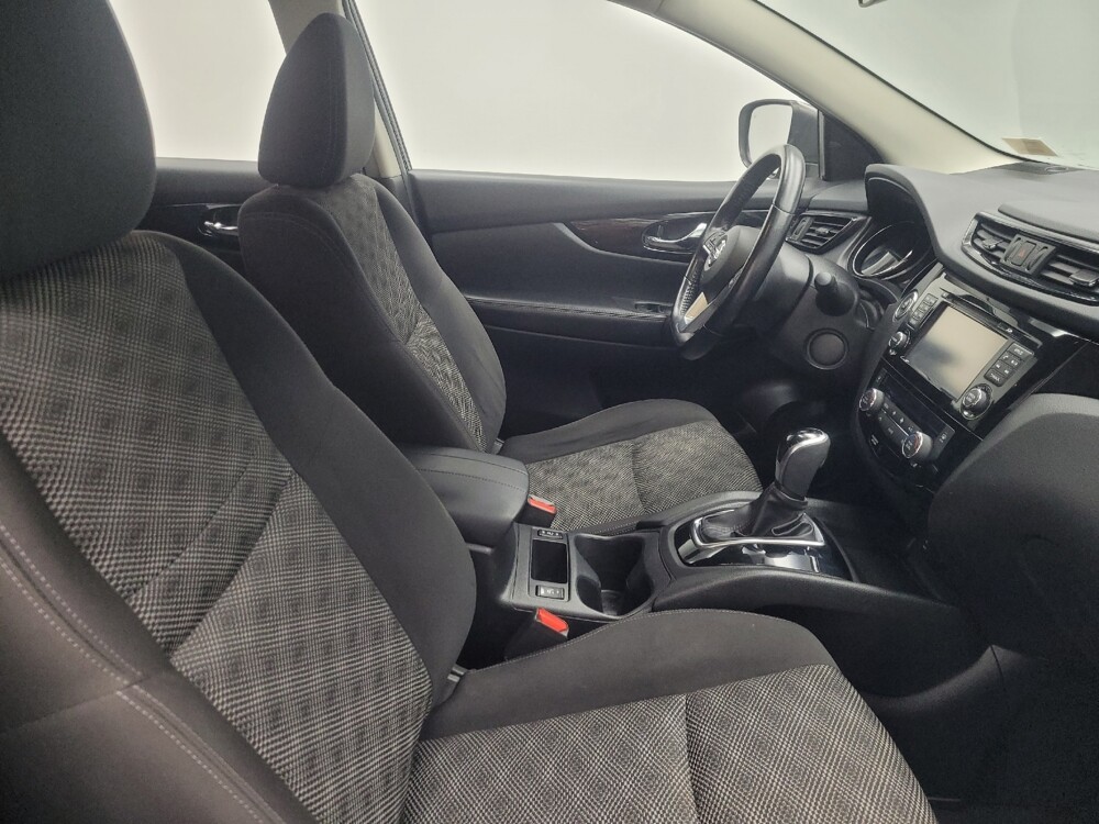 2017 Nissan Rogue Sport in Highland, IN 46322 - 18083353 21