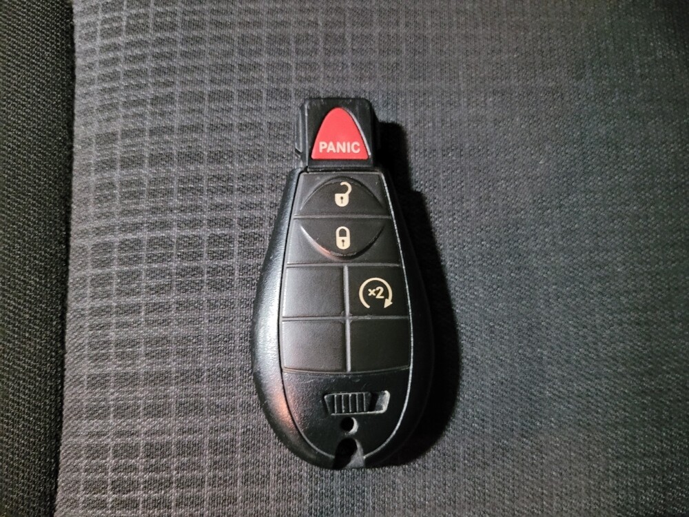 2016 Jeep Cherokee in Temple Hills, MD 20746 - 18083355 32