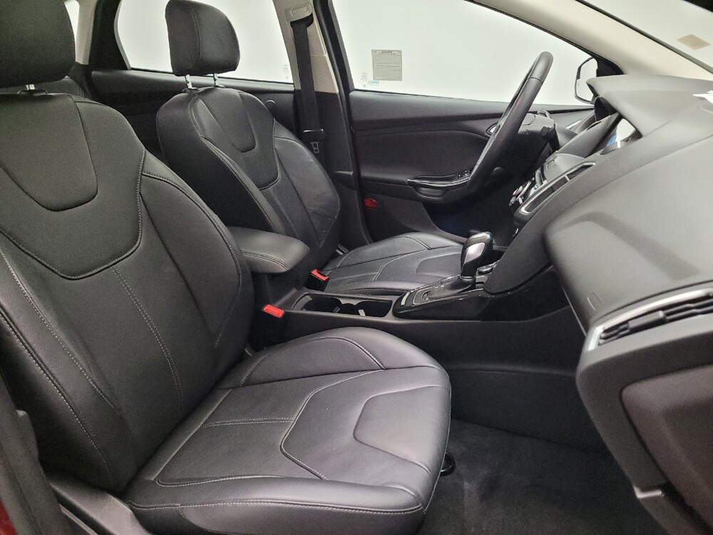 2017 Ford Focus in Riverside, CA 92504 - 18083370 21