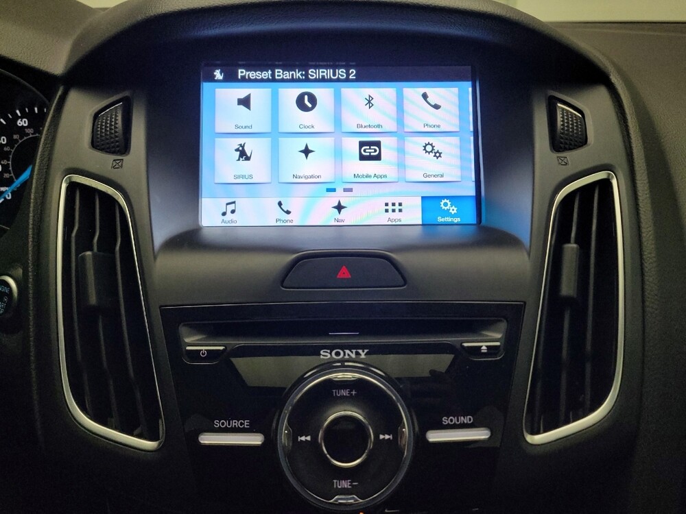 2017 Ford Focus in Riverside, CA 92504 - 18083370 25