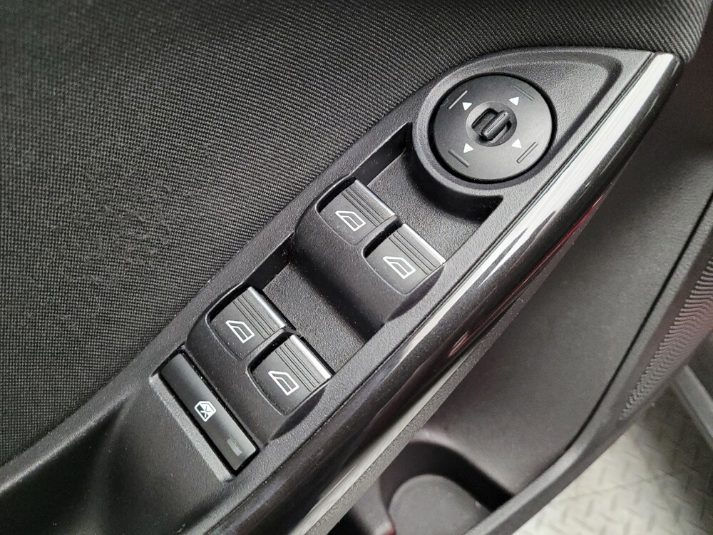 2017 Ford Focus in Riverside, CA 92504 - 18083370 27