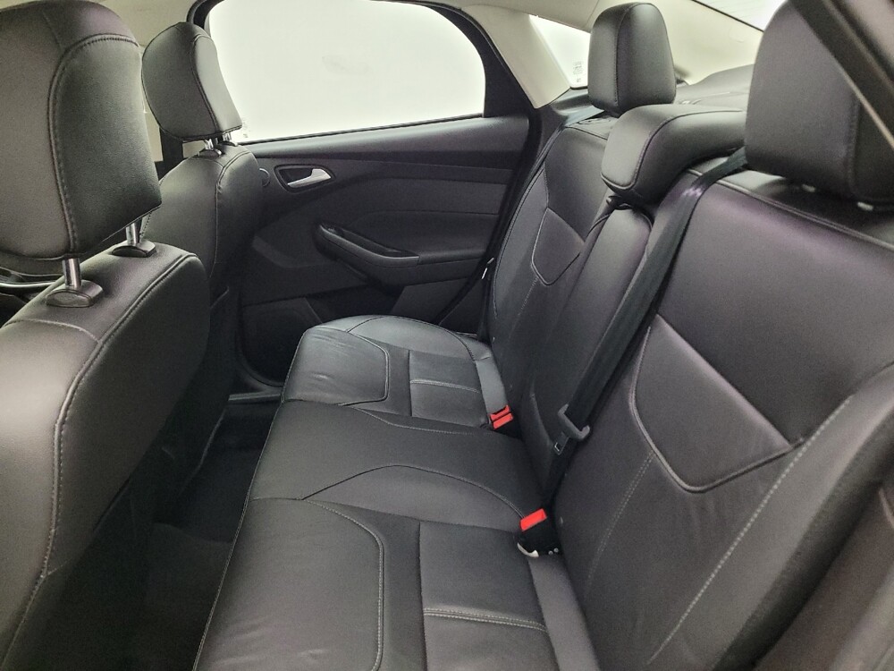 2017 Ford Focus in Riverside, CA 92504 - 18083370 18