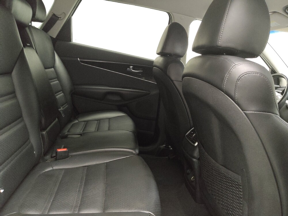 2019 Kia Sorento in Madison, TN 37115 - 18083418 19