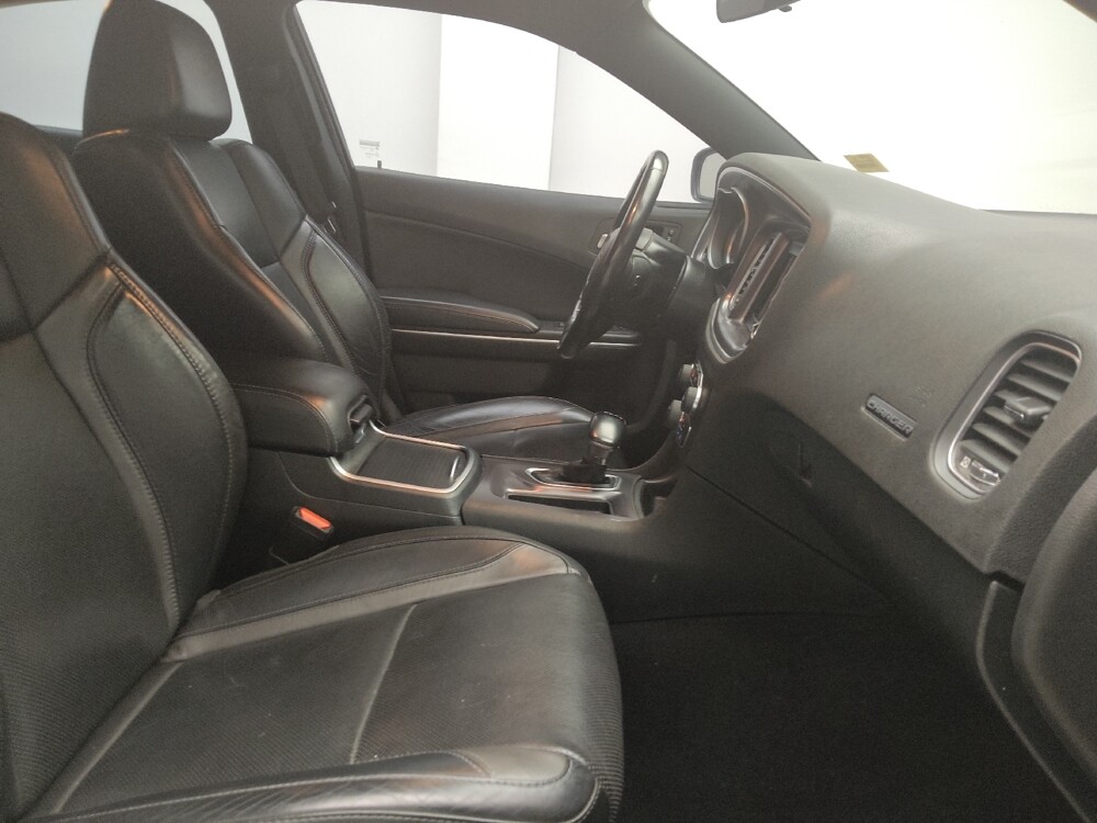 2019 Dodge Charger in Grand Rapids, MI 49508 - 18083420 21