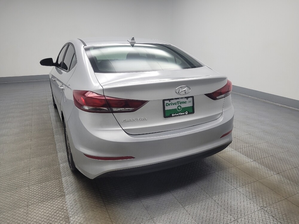 2018 Hyundai Elantra in Indianapolis, IN 46222 - 18083421 6