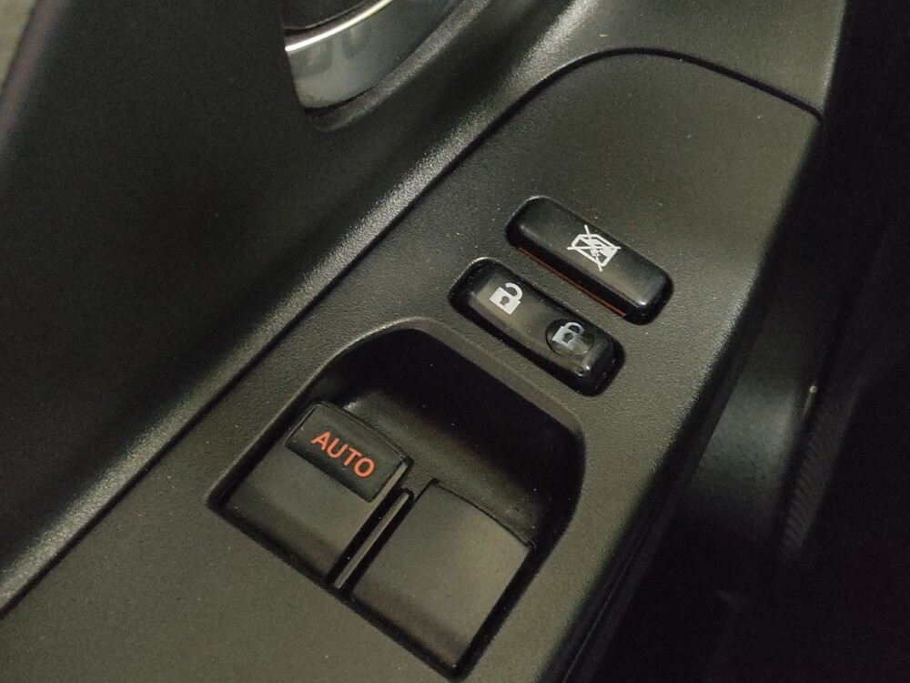 2018 Toyota Yaris in Stone Mountain, GA 30083 - 18083426 27