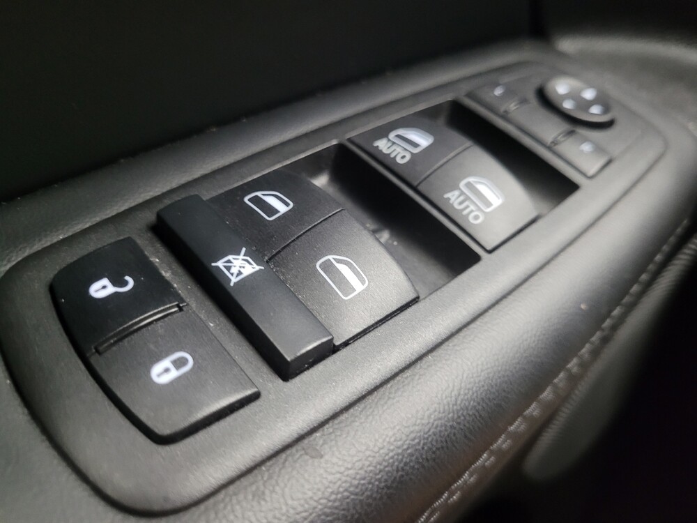 2022 Jeep Grand Cherokee in Indianapolis, IN 46222 - 18083430 27