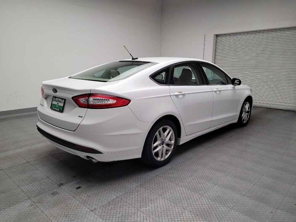 2016 Ford Fusion in Bakersfield, CA 93309 - 18083435 9