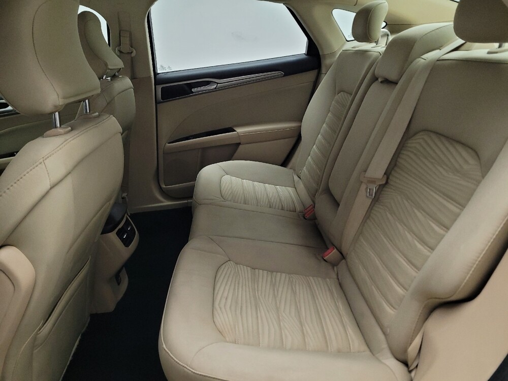 2016 Ford Fusion in Bakersfield, CA 93309 - 18083435 18