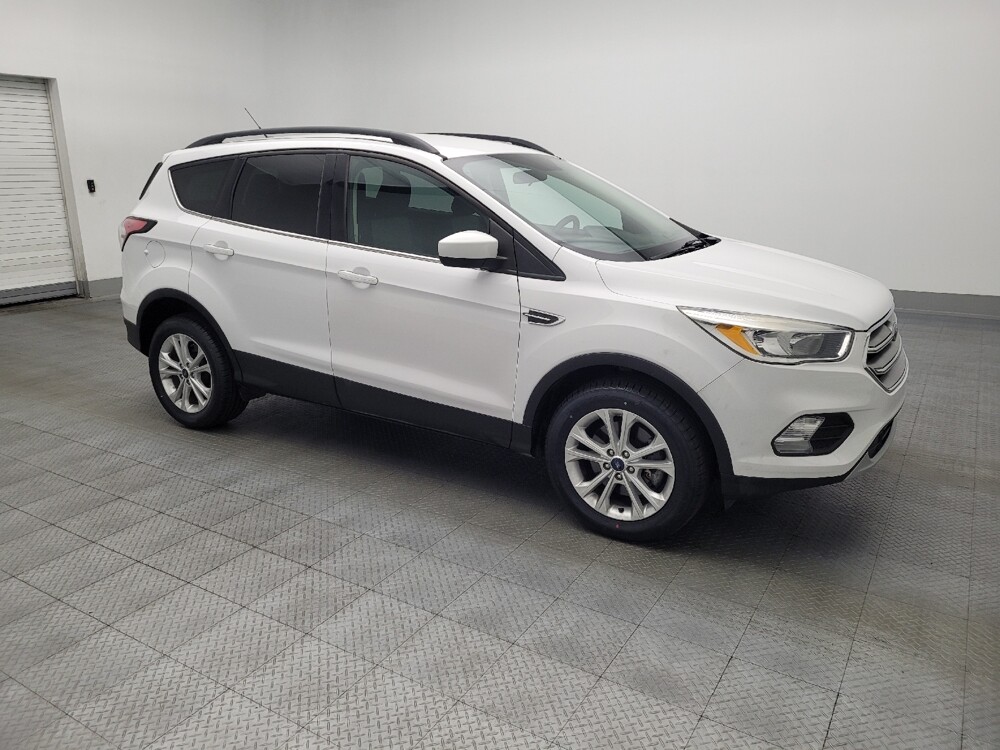 2018 Ford Escape in Gainesville, FL 32609 - 18083436 11