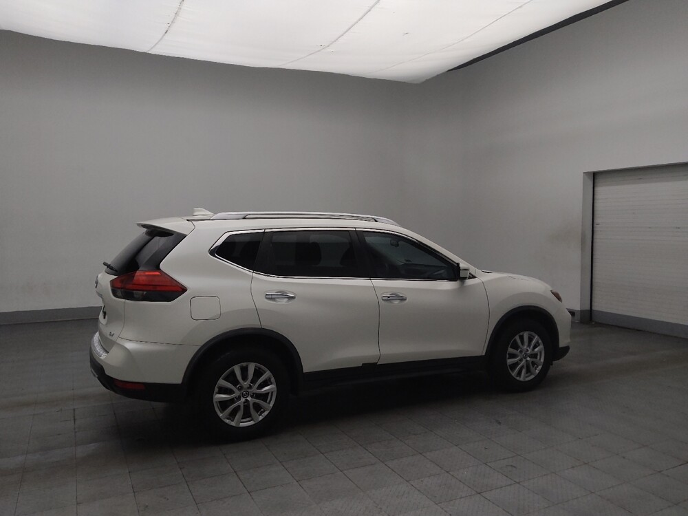 2017 Nissan Rogue in Morrow, GA 30260 - 18083437 10