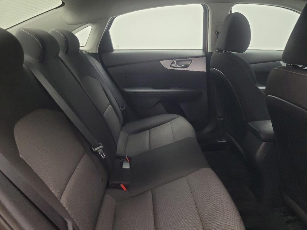 2022 Kia Forte in Indianapolis, IN 46222 - 18083441 19