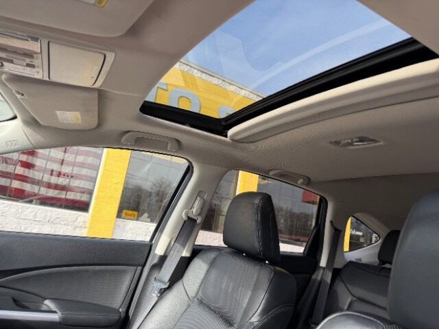 2016 Honda CR-V in Indianapolis, IN 46222-4002 - 18083457 8