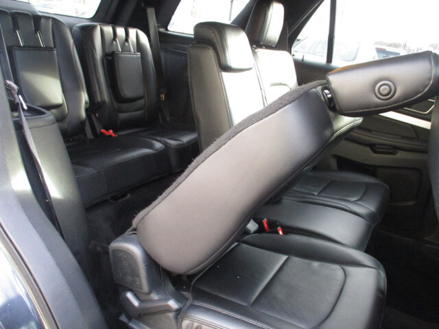 2017 Ford Explorer in Oak Grove, MO 64075 - 18083458 11