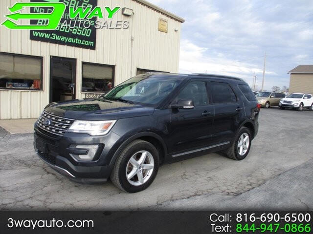 2017 Ford Explorer in Oak Grove, MO 64075 - 18083458 14