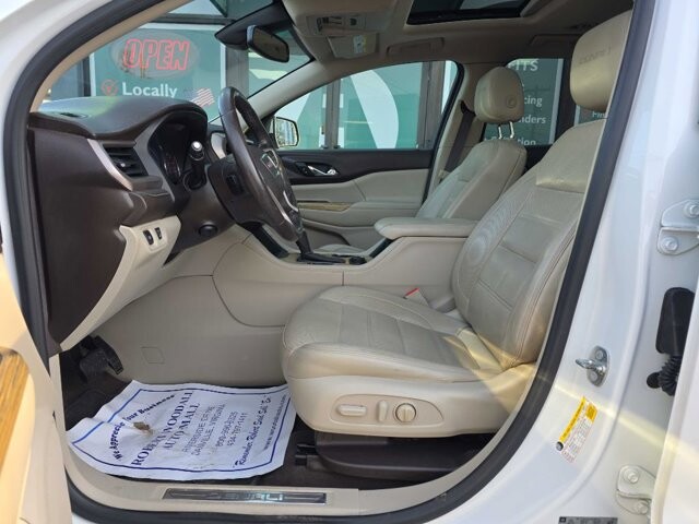 2018 GMC Acadia in Knoxville, TN 37912 - 18083464 6