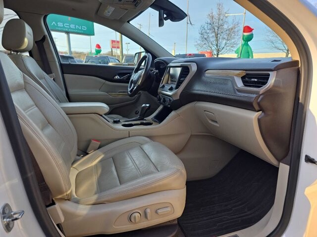 2018 GMC Acadia in Knoxville, TN 37912 - 18083464 10