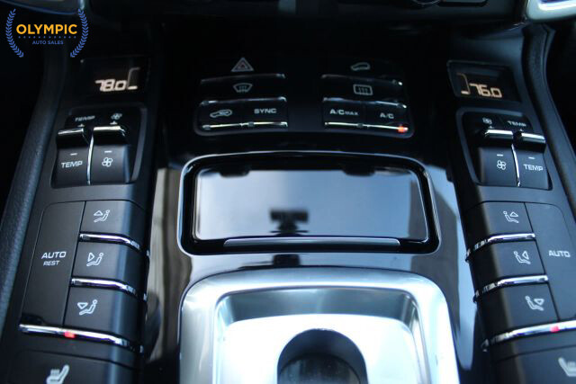 2014 Porsche Cayenne in Decatur, GA 30032 - 18083466 25